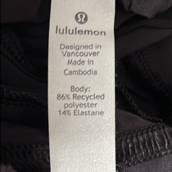 Lululemon Noir Pant - Picture 7 of 7